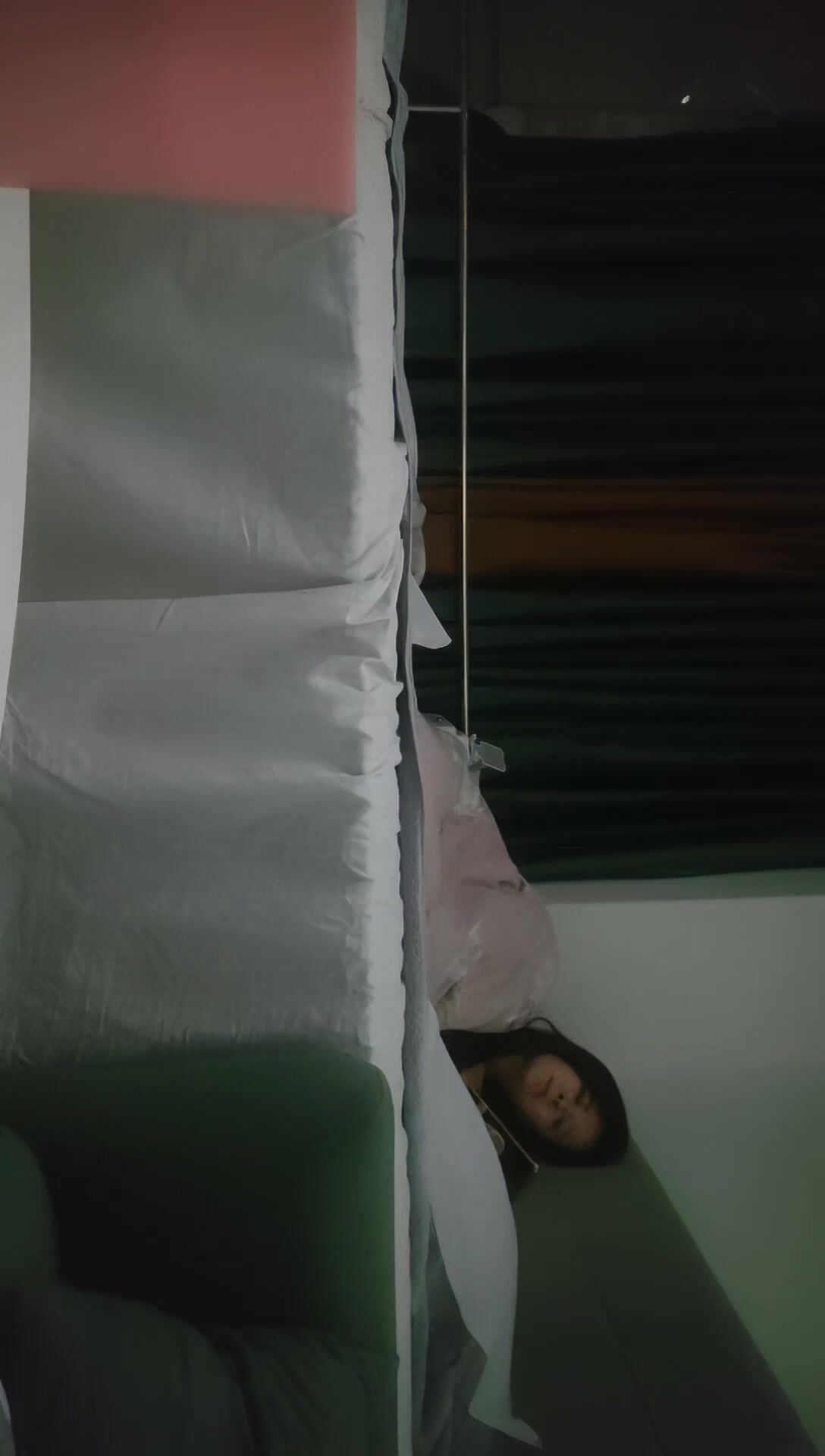 【超清AI画质增强】2022.7.4，【老马寻欢】，C罩杯大胸，漂亮小少妇，温柔体贴服务周到，激情爆操高潮阵阵